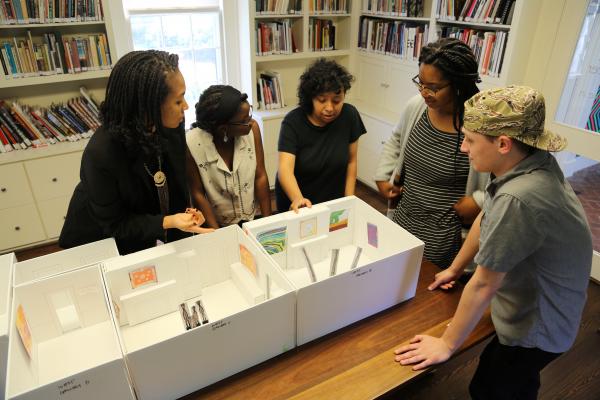 Student Curators Bring Diverse Perspectives to Aboriginal Art in New Exhibition